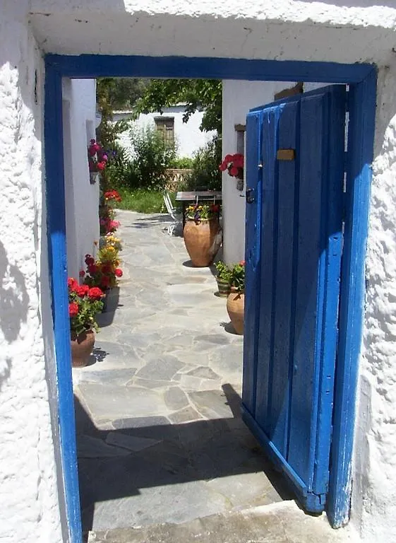 Sierra Y Mar Bed and Breakfast Ferreirola